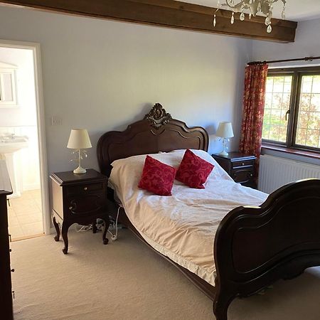 Lower Penrose Old Farmhouse Cottage Launceston Eksteriør bilde